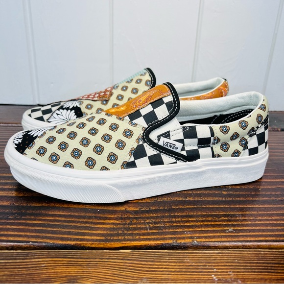 Vans Classic Slip On Tiger Patchwork Sneakers - Picture 4 of 8